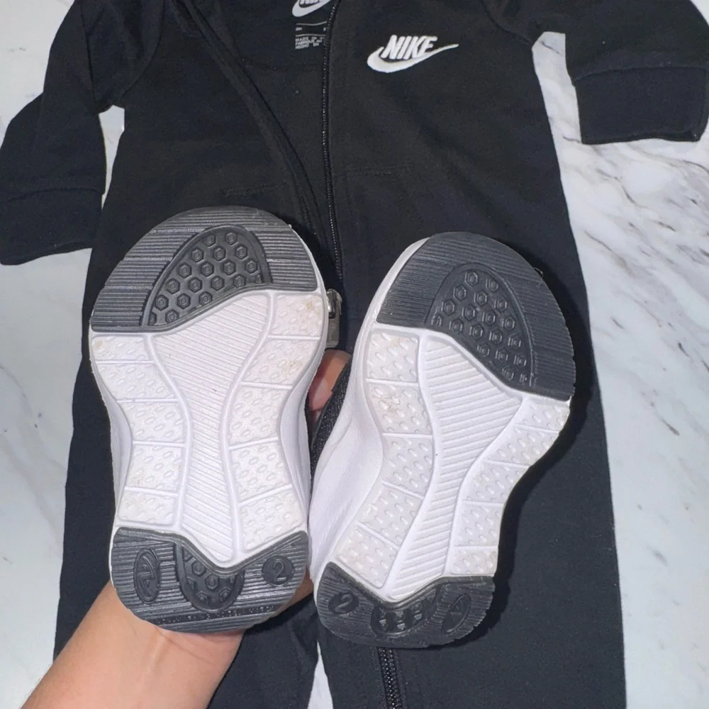 Bundle Carter's Mint Polo and Black Nike Top Set shoes size 2